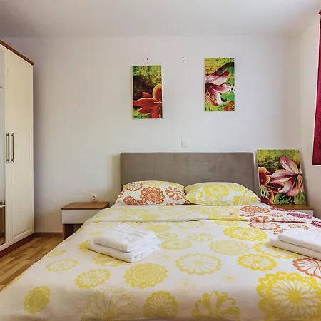 Three-bedroom In Medulin
